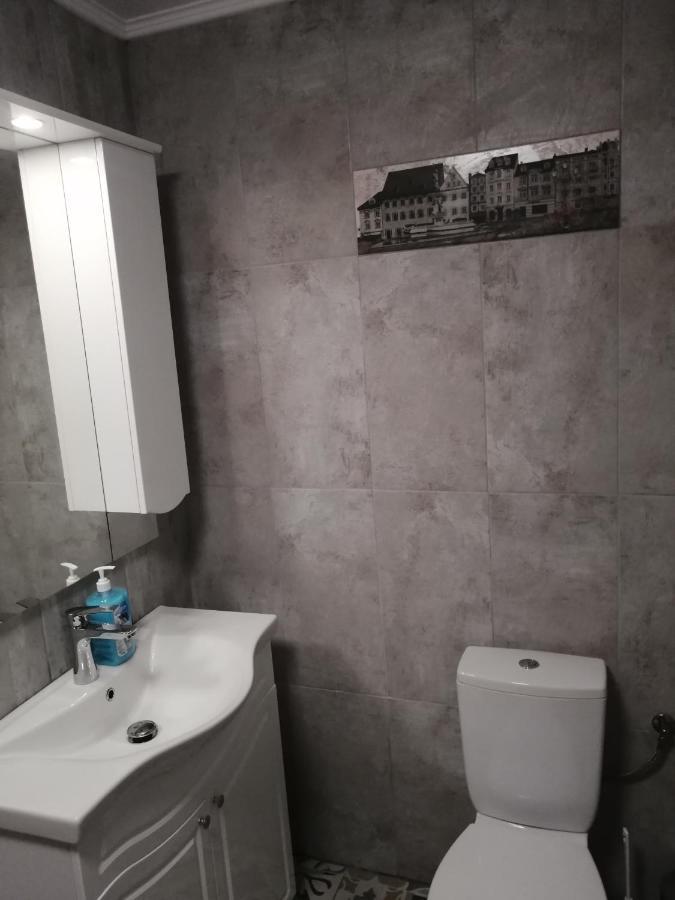 Casa Continentelor Hotel Къмпулунг Екстериор снимка