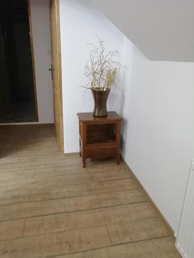 Casa Continentelor Hotel Къмпулунг Екстериор снимка