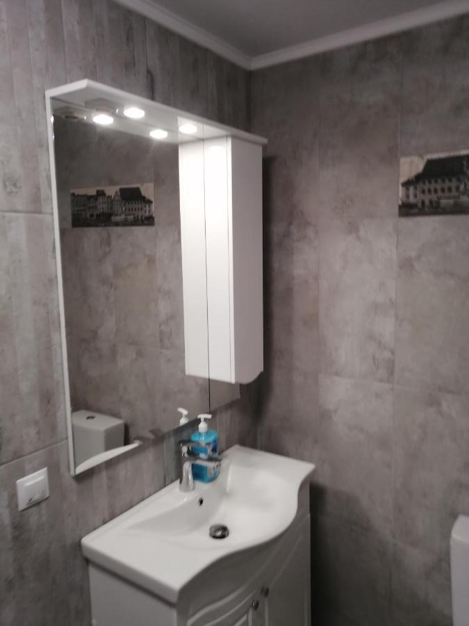 Casa Continentelor Hotel Къмпулунг Екстериор снимка