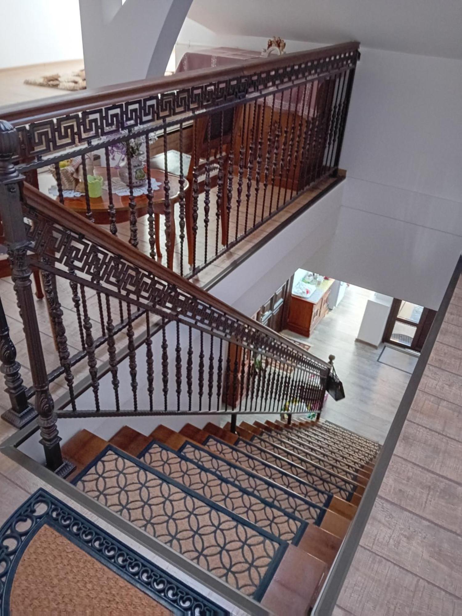 Casa Continentelor Hotel Къмпулунг Екстериор снимка